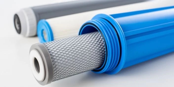 The Differences Between Water Filtration Systems and Purifiers